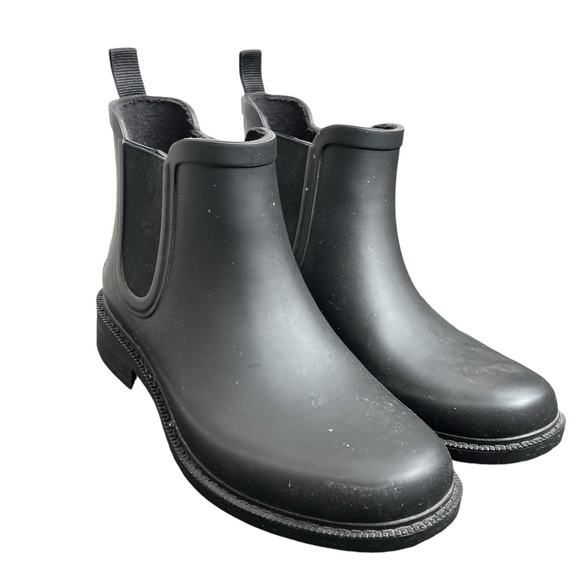 Madewell Shoes - Madewell the Chelsea rain boot rainboots size 8 black rubber fall waterproof